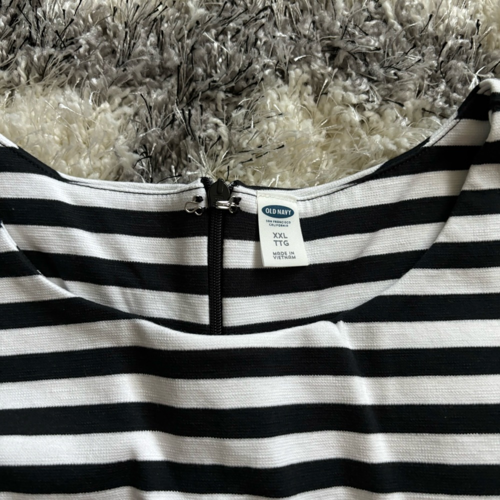 🆕 Old Navy Striped Dress, New With Tags - Picture 5 of 7